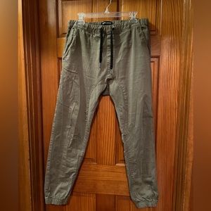 Drake Jogger pants size 34 in men’s